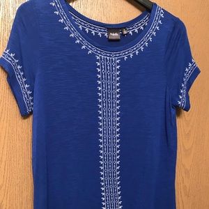 👚5/$20 SALE Blue with white stitching, blouse.